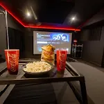 Infinityroom I Seventharts I Cinema *