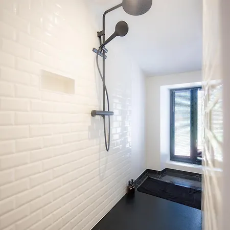 Infinity I Seventharts I Cinema